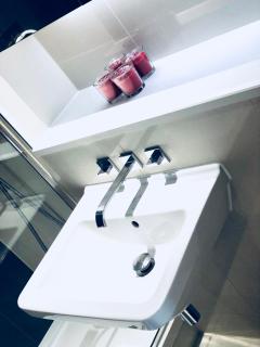 Ultra Modern Room - Londen - 5