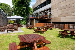 Holiday Inn Cardiff City Centre by IHG - Cardiff - 1