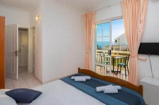 Family Beach Rooms - Omiš - 6