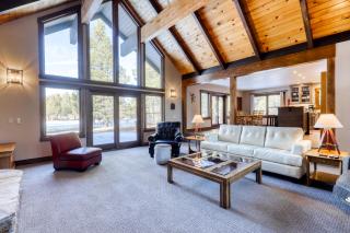 Country Club Retreat - 7