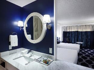 Kensington Hotel Saipan - 1