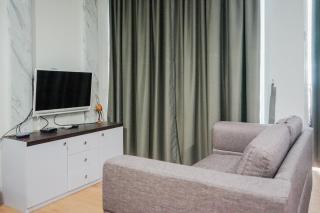 Compact and Cozy Studio at Brooklyn Alam Sutera Apartment By Travelio - Dongkal Dua - 5
