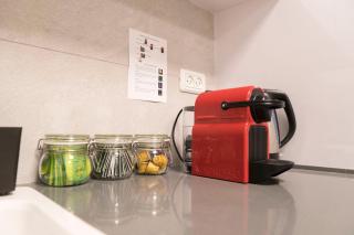 Jerusalem market apartment - 4