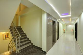 Hotel Windsor Castle Inn Brigade Rd - Bangalore - 1
