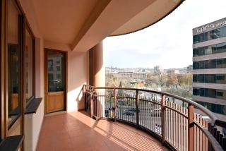Northern Avenue 2 Bedroom Apertment With Great View HH656 - 4