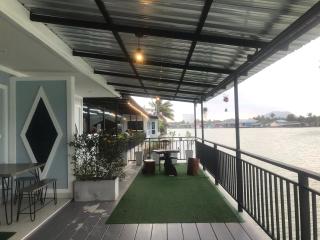 Chaiyai River Front Hotel - Sichon - 9
