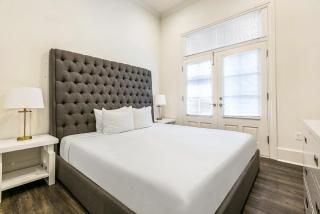 1 and 2 BR Private Condos Steps Away From French Quarter - New Orleans - 1