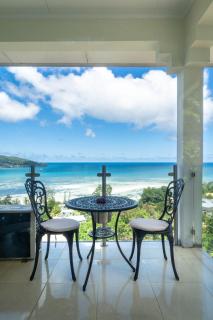 Sunset View Self Catering - Anse Boileau - 0