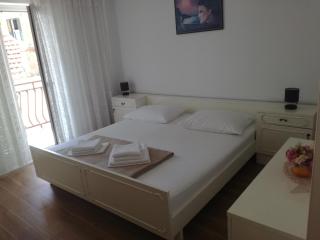Apartments Ćulav - Makarska - 1