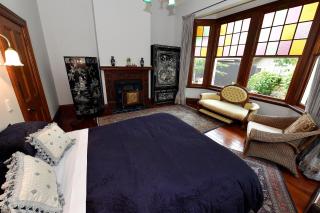 Harold House - 4