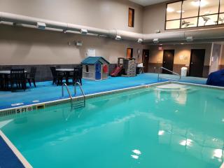 Rushmore Express & Suites - Keystone - 9