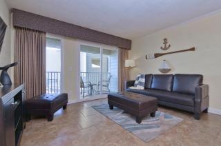 202-Pool, WIFI, Close to BUCS STADIUM - 0