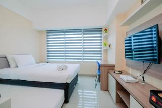 Wonderful Studio The Springlake Summarecon Apartment By Travelio - Rawabugel - 9