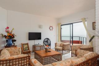 The Village 27 - Sheffield Beach - 0