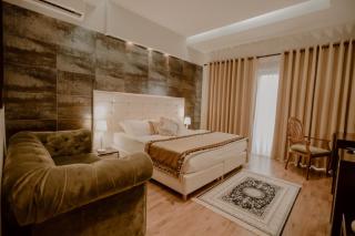 Green House Hotel & Restaurant - Tirana - 1