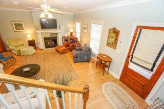 Ideal Location! Perfect for Graduations and Lowcountry Getaways! - 7