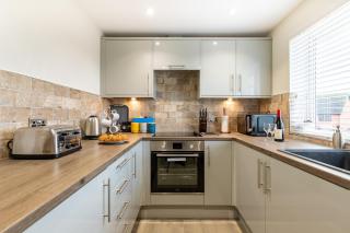 Edge of Town Luxury - 2