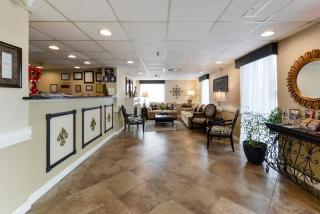 Grand View Inn & Suites - Branson - 4