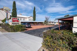 Larian Motel - Tombstone - 9