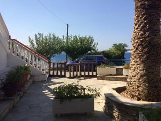 Villa Bonatsa Studios - Batsi - 8