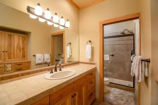 Meadow House #66 - Sunriver Vacation Rentals by Sunset Lodging - Sunriver - 8