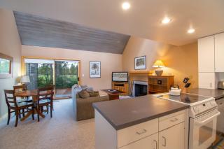 Mountain View Lodge #14 -Sunriver Vacation Rentals - Sunriver - 3