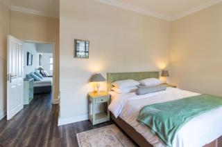 The Lookout Guest House - 7