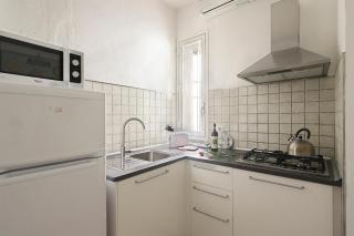 At 4 For You - Florence - 6