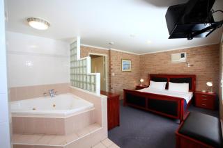 Macquarie Barracks Motor Inn - 5