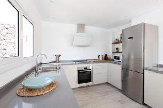 3 bedroom Villa Delphi with private heated pool. - Puerto del Carmen - 2