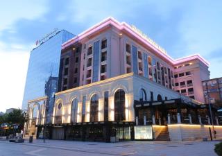 Swiss Diamond Hotel Prishtina - Pristina - 9