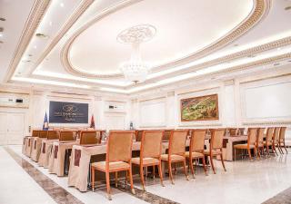 Swiss Diamond Hotel Prishtina - Pristina - 2