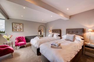 Cleabarrow Cottage - 2