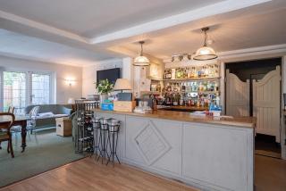 Chequers Hotel - Pulborough - 2