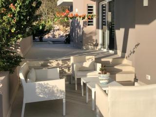 VillaCasaBella Ocean View-Private Pool-Up to 12 Guests - Willibrordus - 2