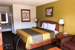 Econo Lodge - Oklahoma City - 2