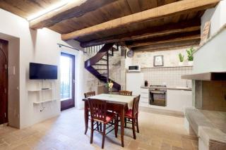 Authentic Villa Surrounded by Nature - Terni - 1