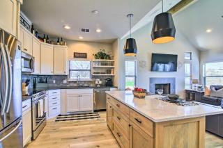 Uncorked Ranch Hill Country Home 1 Mi to Winery - Fredericksburg - 2