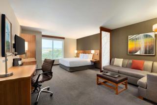 Hyatt Place Vacaville - 8