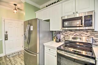 3 Mi to Ocean Myrtle Beach Condo with Pool Access! - Myrtle Beach - 1