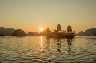 Cozy Boutique Cruise - Cát Bà - 3