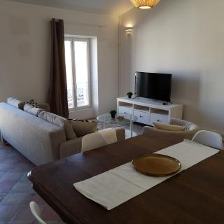 Suite Familiale Saint-Exupéry-Spacieux-Hypercentre-wifi-vélo - Castelnaudary - 2