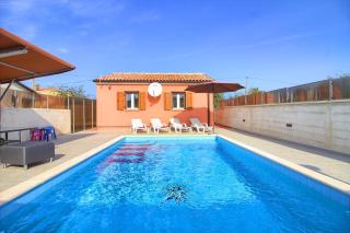 Cozy villa Loborika with private pool near Pula - Loborika - 0