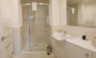 23 Hedgefield House - 1