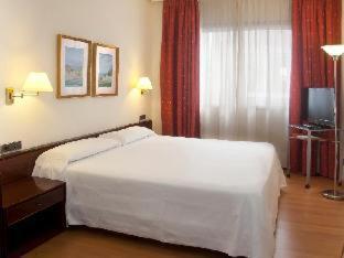 Hotel Sercotel Tres Luces - 3