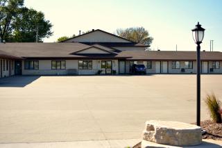 Dutch Country Inn - 1