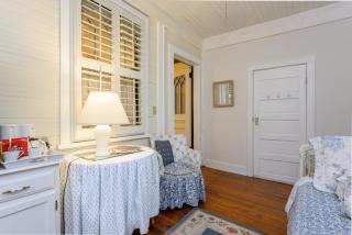 Oakland Cottage Bed and Breakfast - Asheville - 3