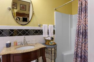 Oakland Cottage Bed and Breakfast - Asheville - 2