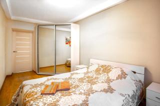 Квартира поруч із Палацом Україна та Ocean Plaza - Kiev - 4