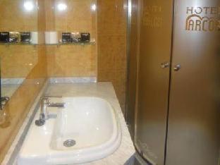 Hotel Arcos Catedral - 8